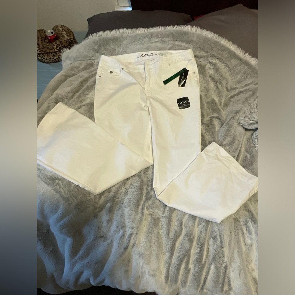INC 14 white flare jeans regular fit